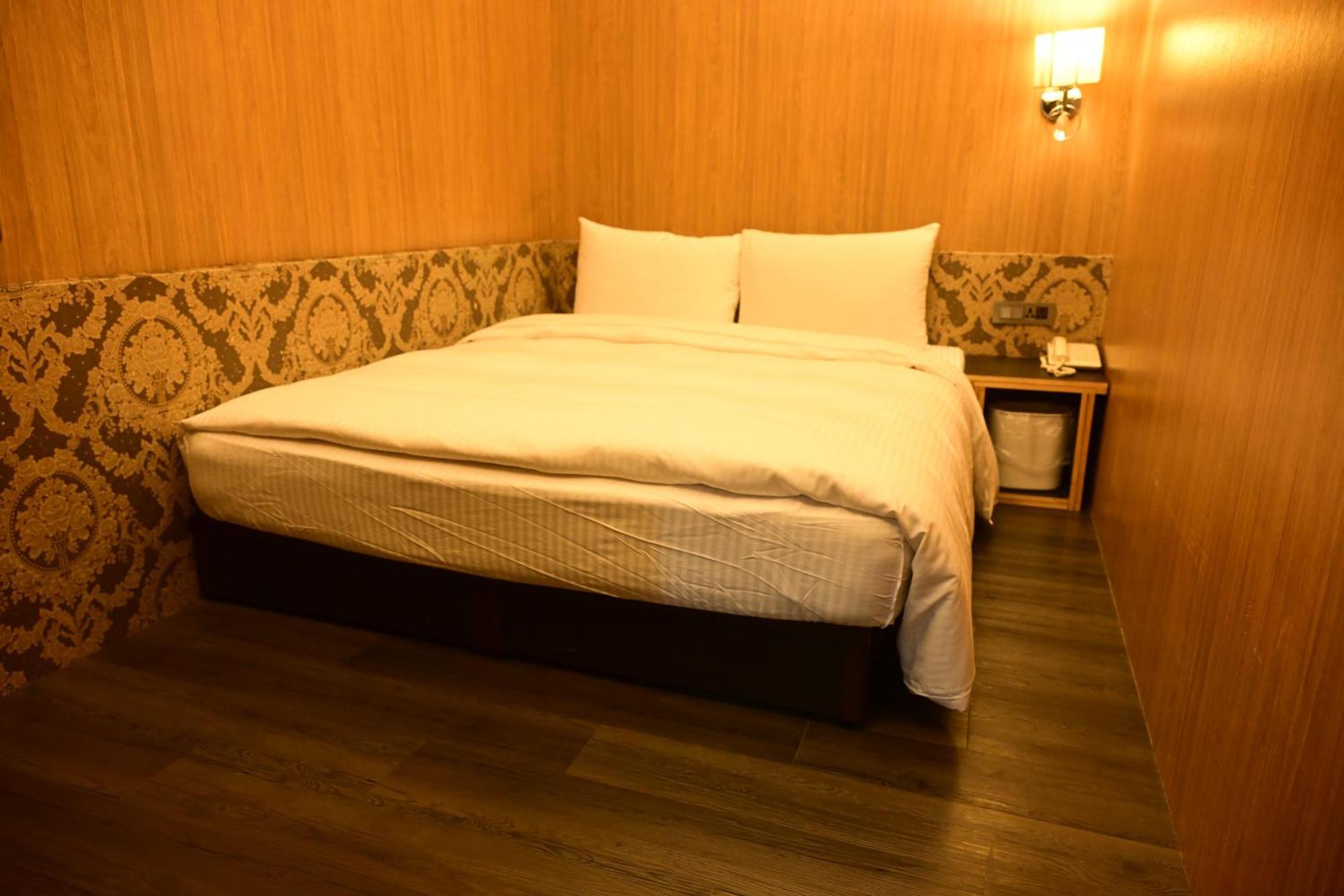 Meworld Hotel - Ximen Taipei Eksteriør billede